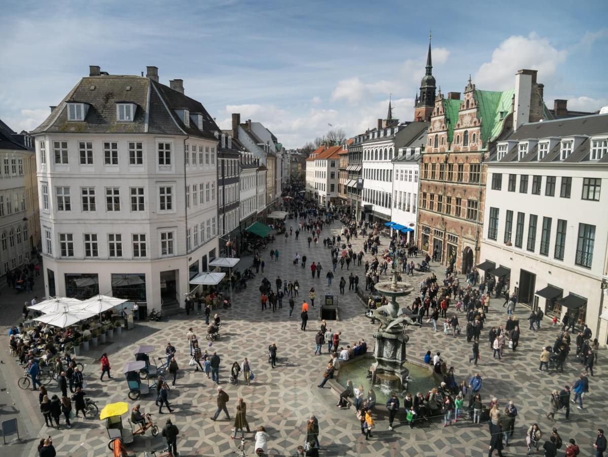 2br In Vibrant & Colourful Nyhavn København