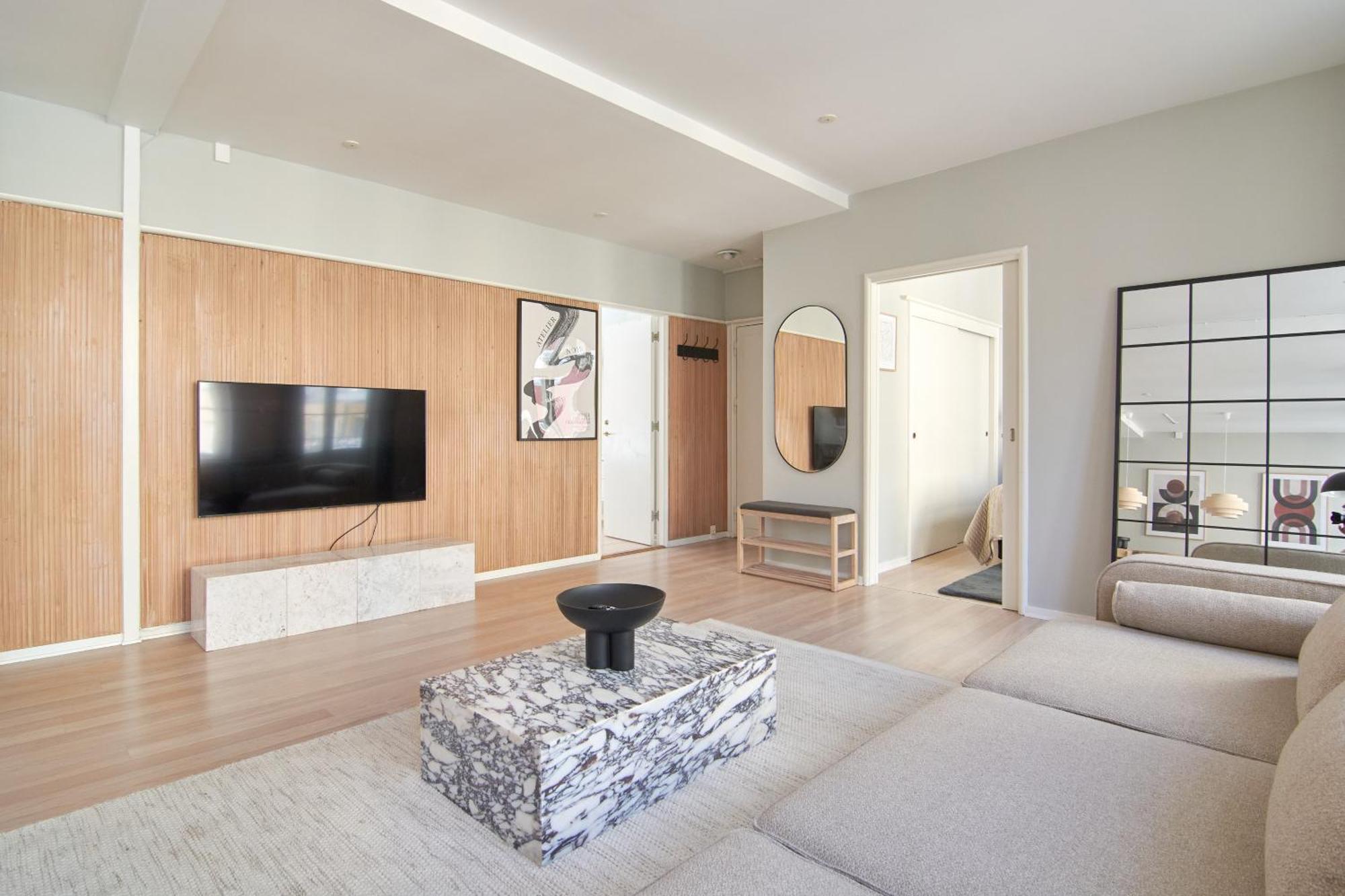 2br In Vibrant & Colourful Nyhavn Lejlighed København